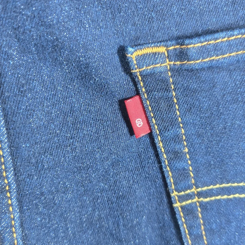 Levi's 502 Taper Jeans Mens 34x32 Dark Wash Indigo Stretch Denim NEW Classic